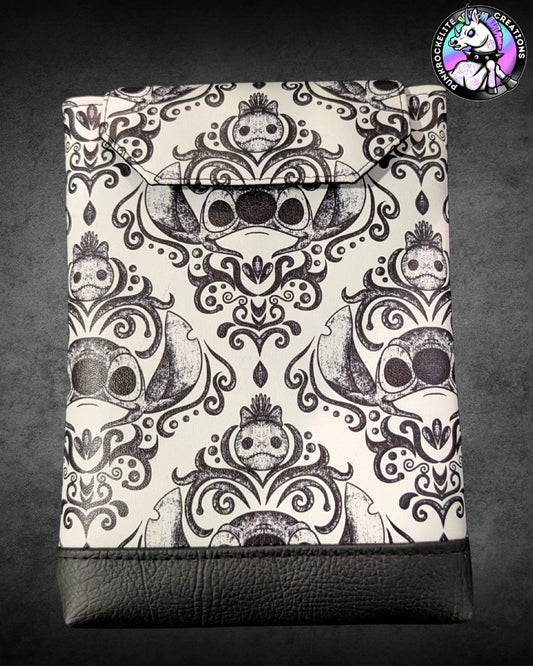 Cute Alien E Reader Case